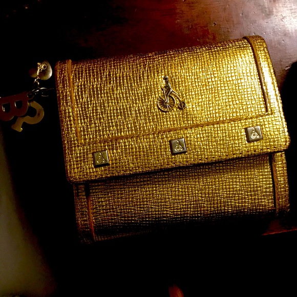 Gold Wallet - Picture 1 of 3